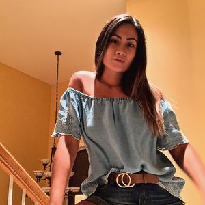 Meet your Posher, Valeria